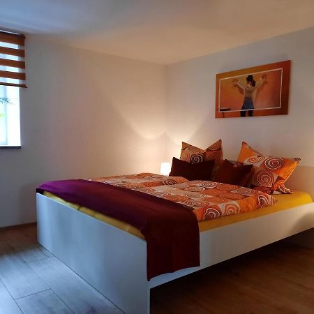 Ferienwohnung Villa Frosch ไมนิงเงิน ภายนอก รูปภาพ